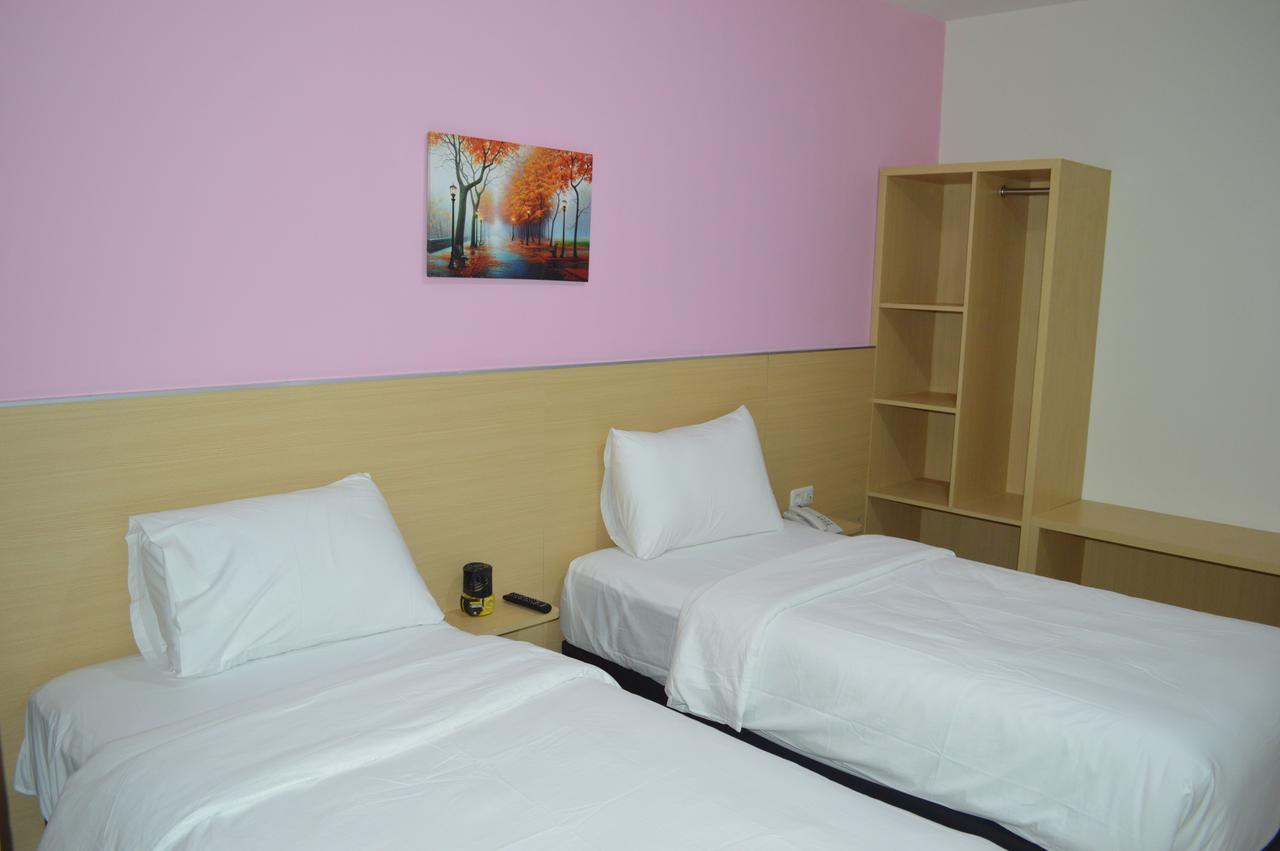 I&M Hotel Surabaya Dış mekan fotoğraf