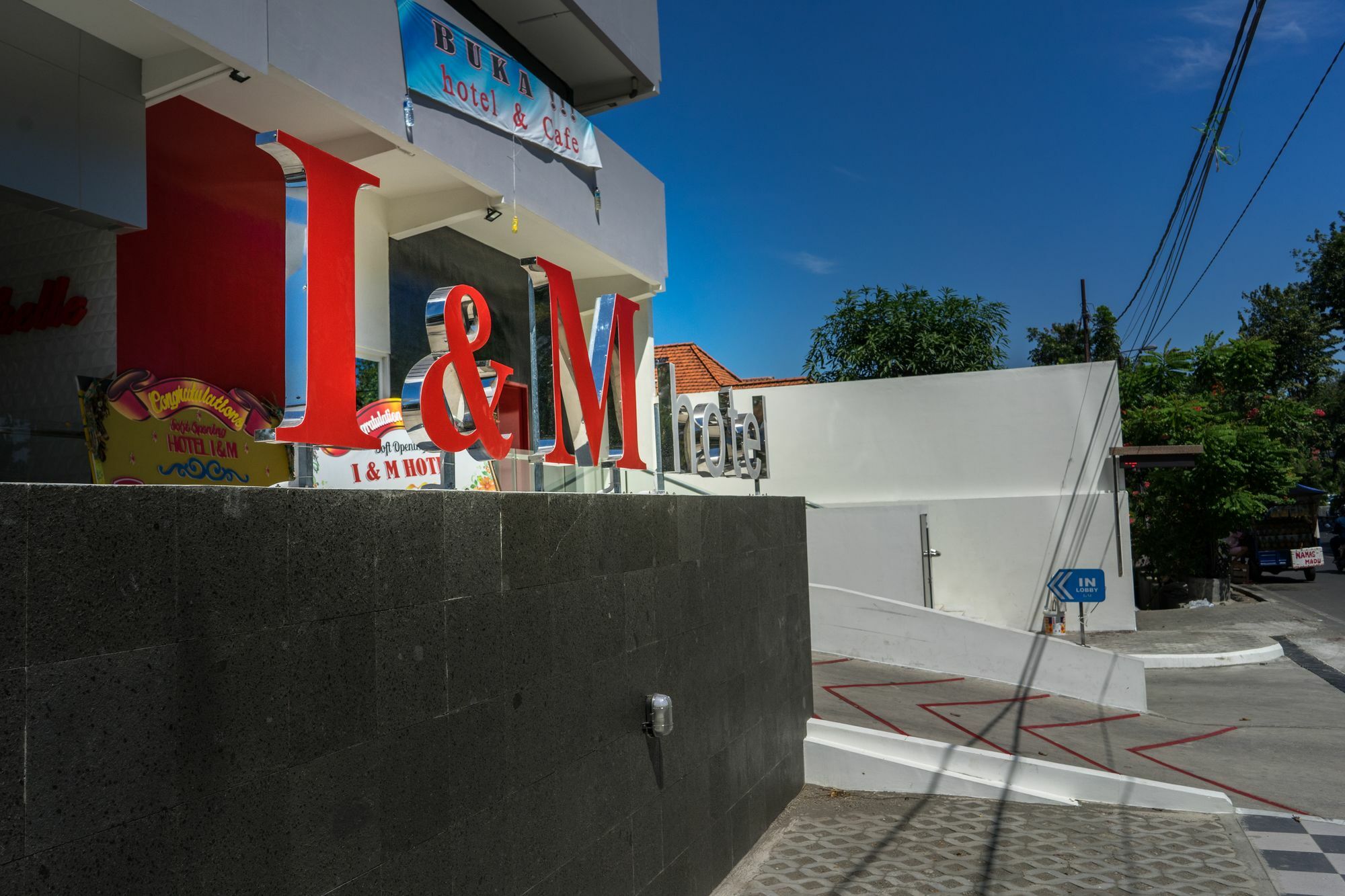I&M Hotel Surabaya Dış mekan fotoğraf